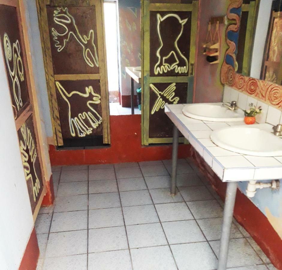 Mama Chelita Hotel Nazca Ngoại thất bức ảnh